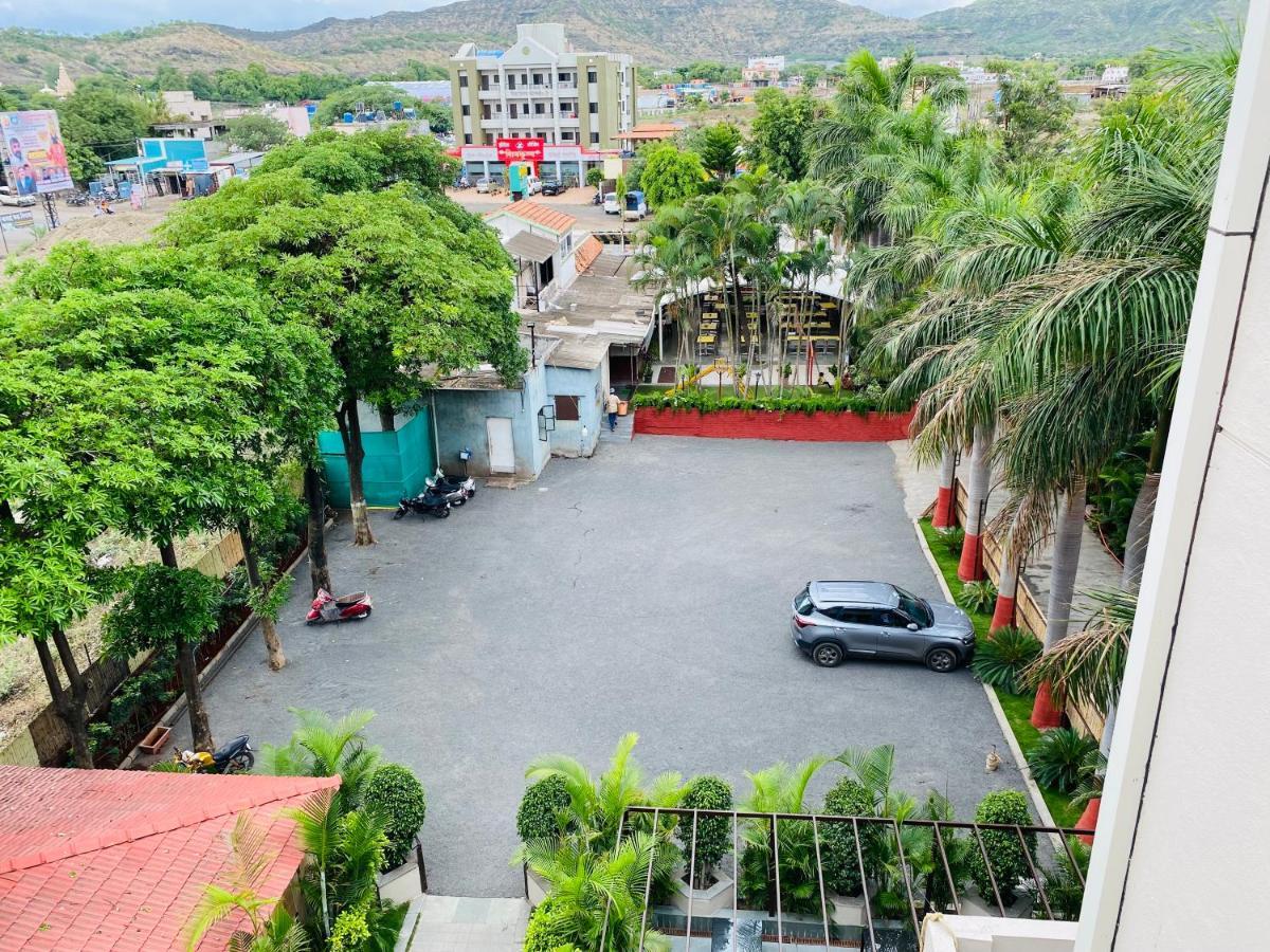 Shivanand Residency Jejuri Exterior foto