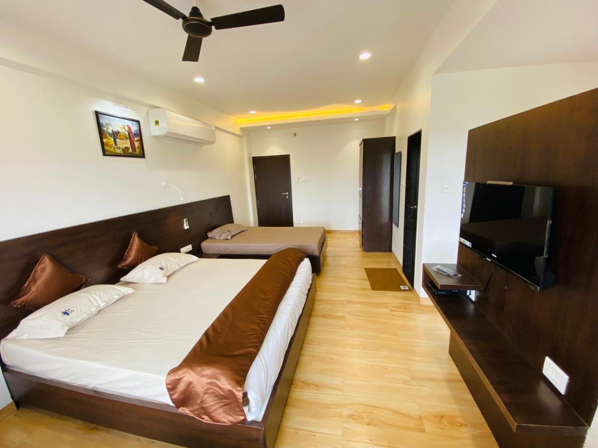 Shivanand Residency Jejuri Exterior foto