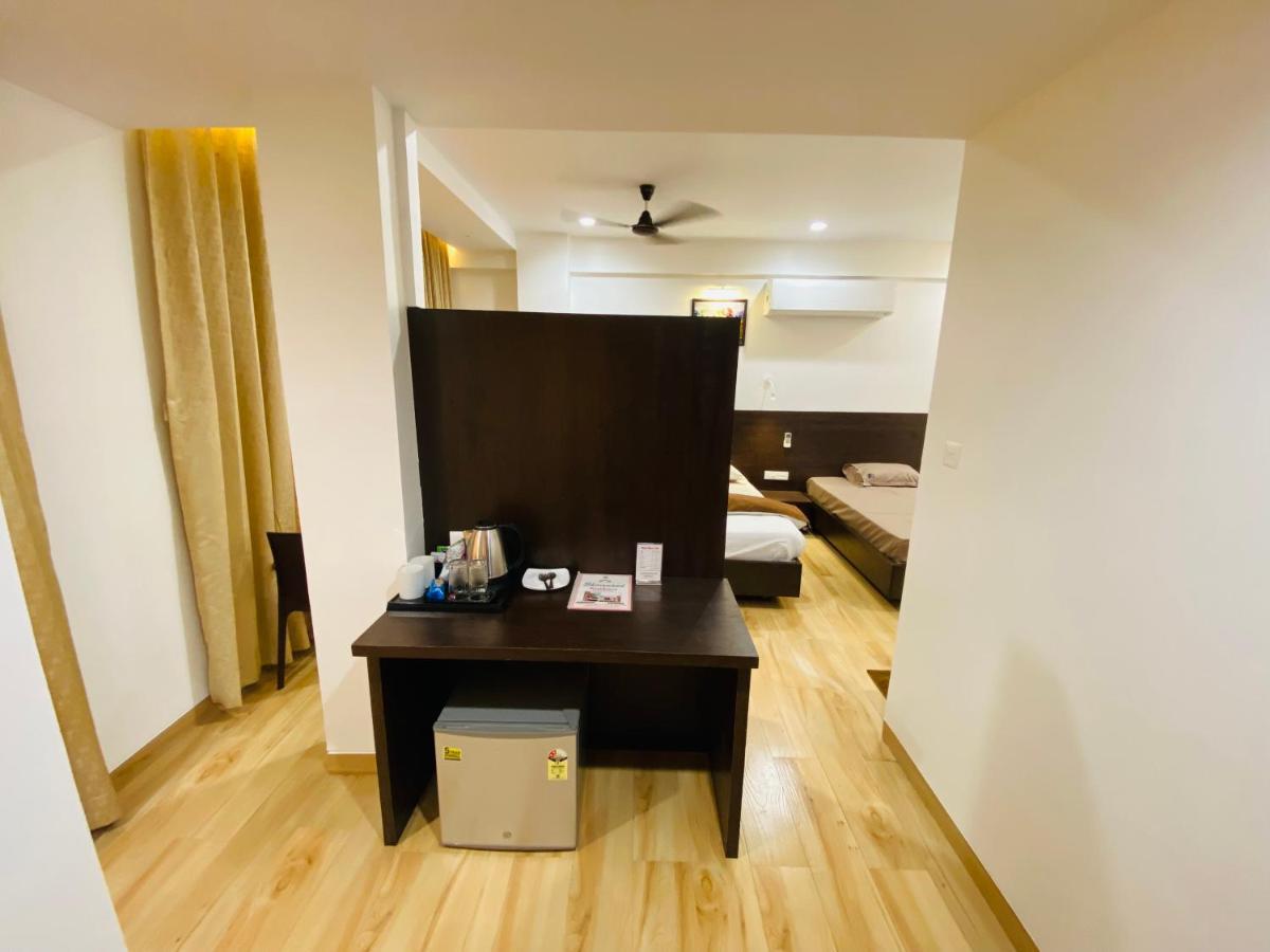 Shivanand Residency Jejuri Exterior foto