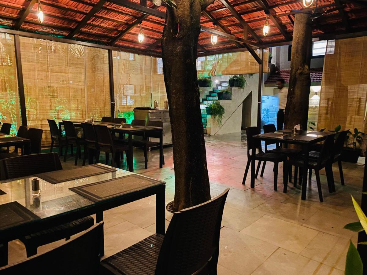 Shivanand Residency Jejuri Exterior foto